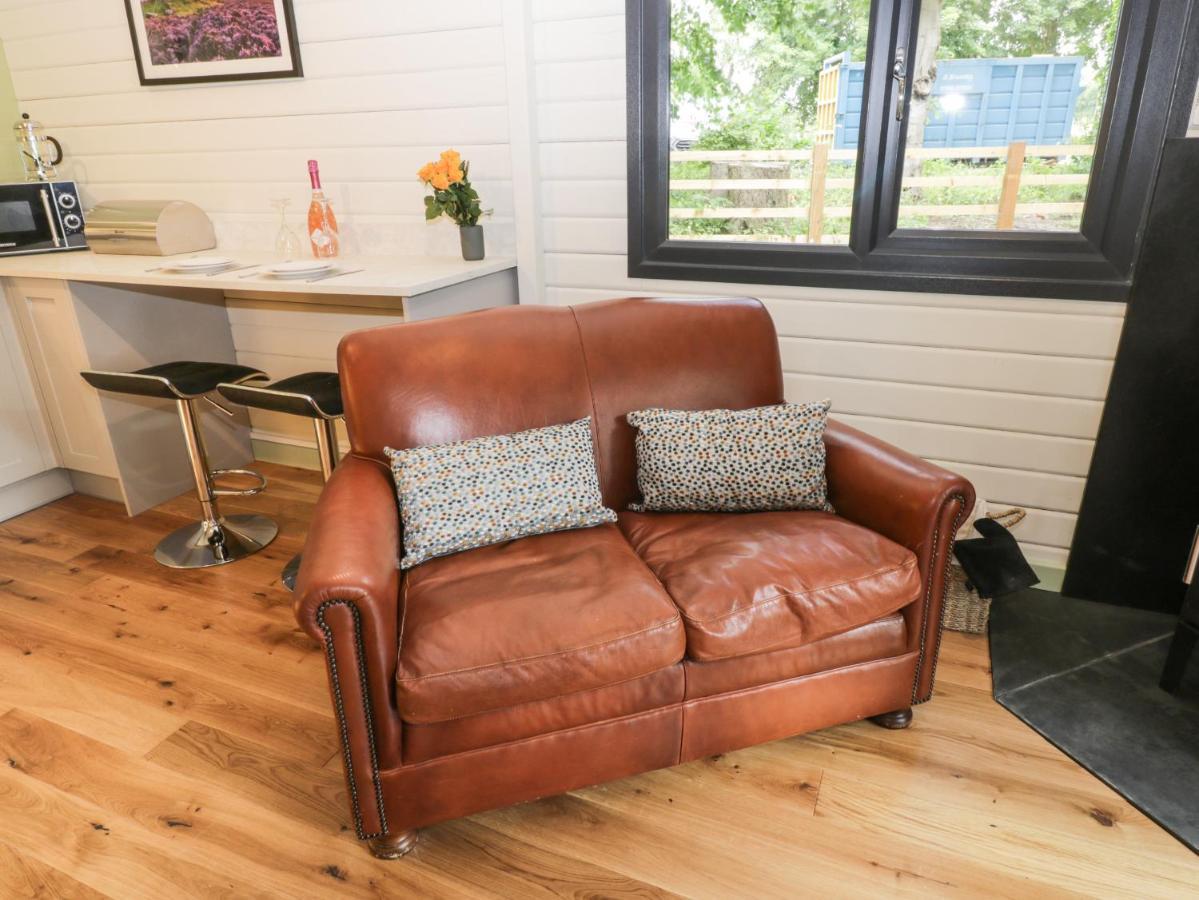 סקארבורו Lake View Lodge מראה חיצוני תמונה